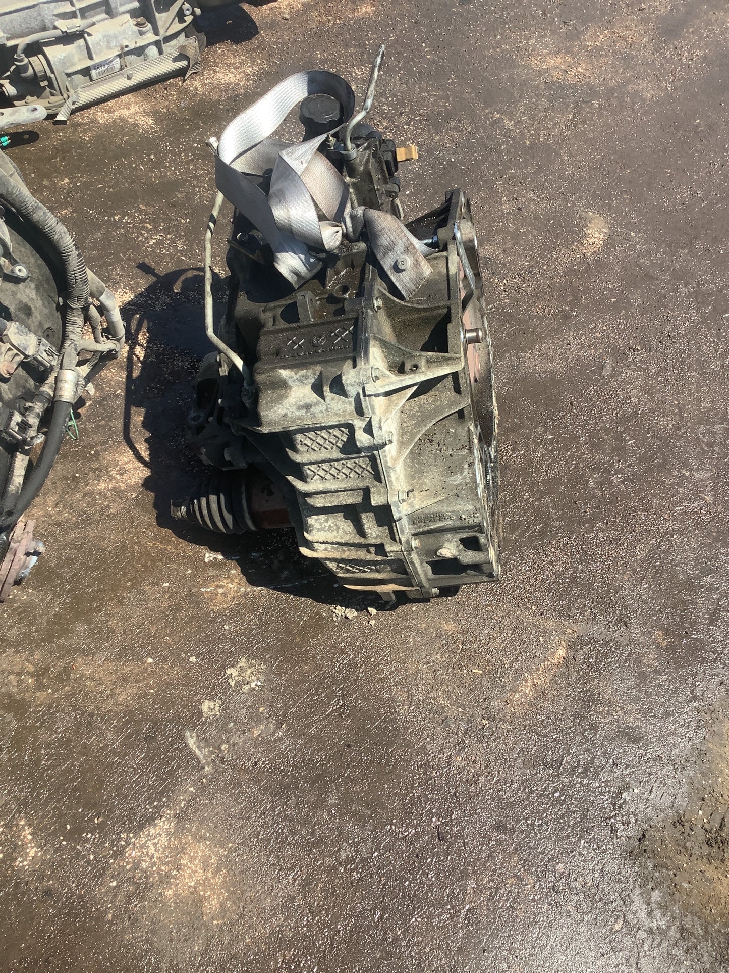 2008-2011 BUICK ENCLAVE- AUTOMATIC TRANSMISSION -#M17582