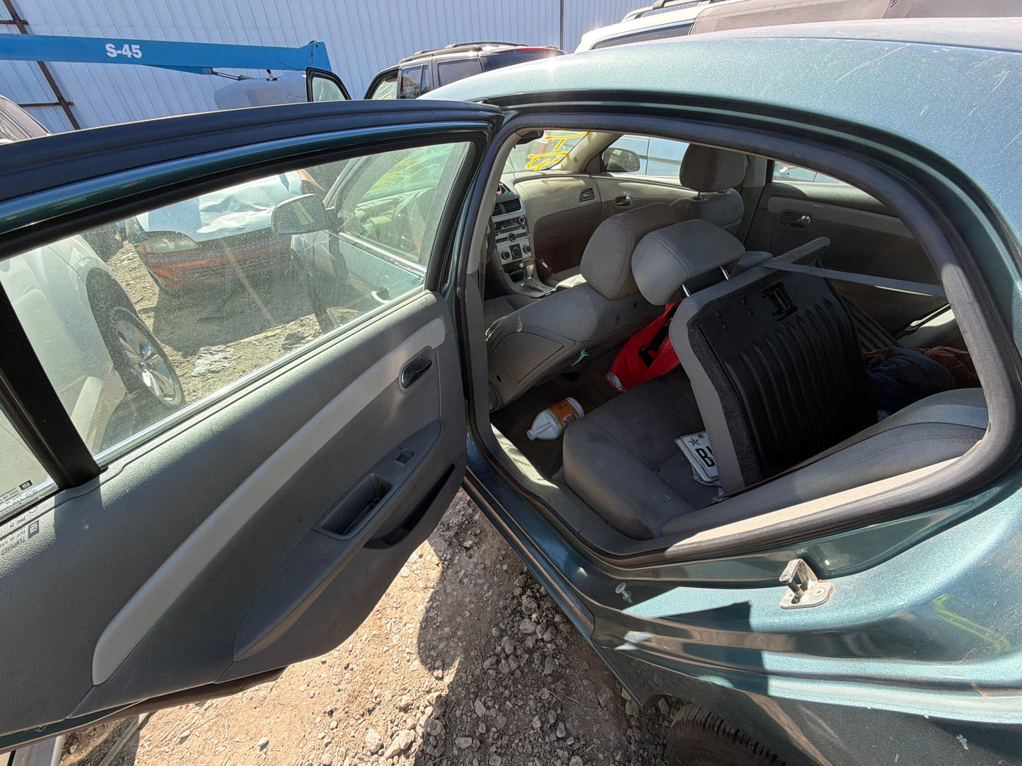 2008 - 2012 Chevrolet Malibu - Stock #: M18587 MJ-17