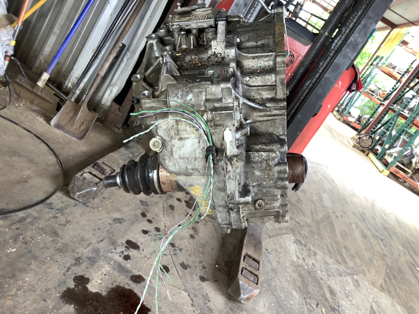 2010-2012 LAND ROVER LR2- AUTOMATIC TRANSMISSION -#M18795