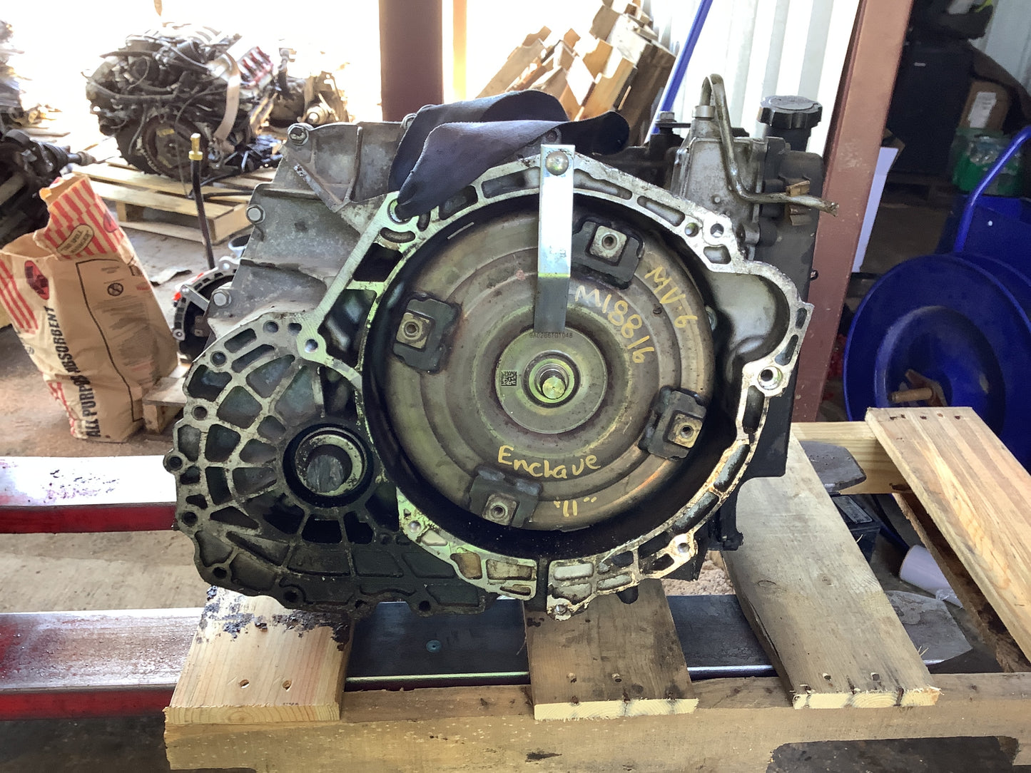2011 BUICK ENCALVE - AUTOMATIC TRANSMISSION -#M18816