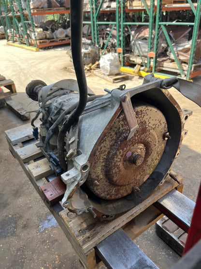 2004 Ford Crown Vic - Automatic Transmission -#S2805