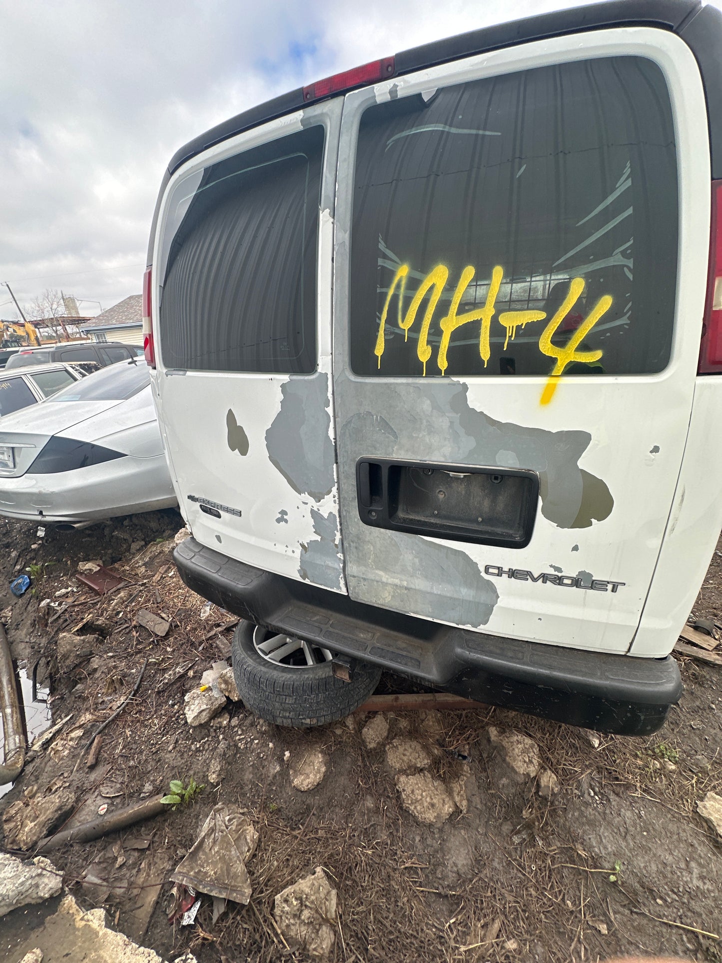 2003 Chevrolet Express 3500 - Stock #: M18534 - MH-4