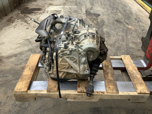 2002-2005 TOYOTA CAMRY- AUTOMATIC TRANSMISSION -#M18577