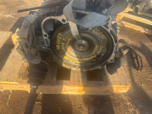 1999-2002 CHEVROLET TAHOE  -  AUTOMATIC TRANSMISSION - #M18235