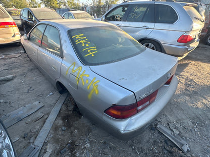 2/2 1998 LEXUS ES300 | All Parts G - Z | SKU #: M17804