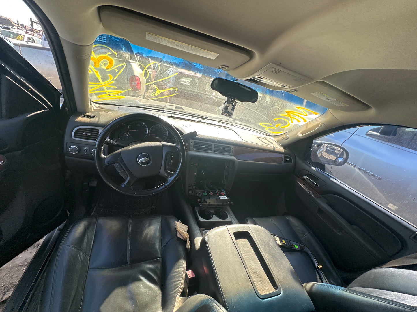 2010 CHEVY SUBURBAN - Stock # M18113