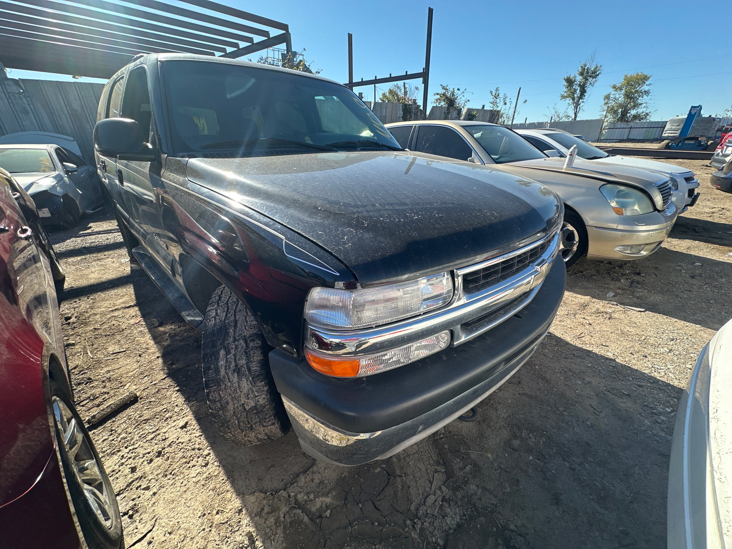 1/2 2000-2006 Chevrolet Tahoe | All Parts A - F | SKU #: M17938