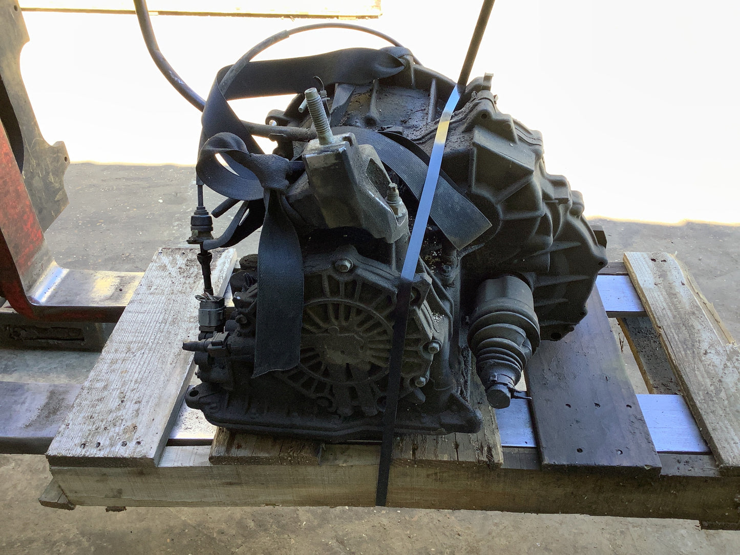2009-2010 PONTIAC VIBE  -  AUTOMATIC TRANSMISSION - #M16841