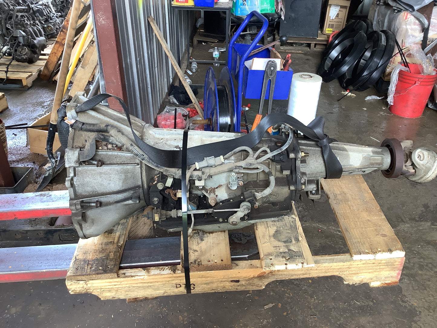 2001-2005 FORD EXPLORER SPORT TRAC  -  AUTOMATIC TRANSMISSION - #M18985