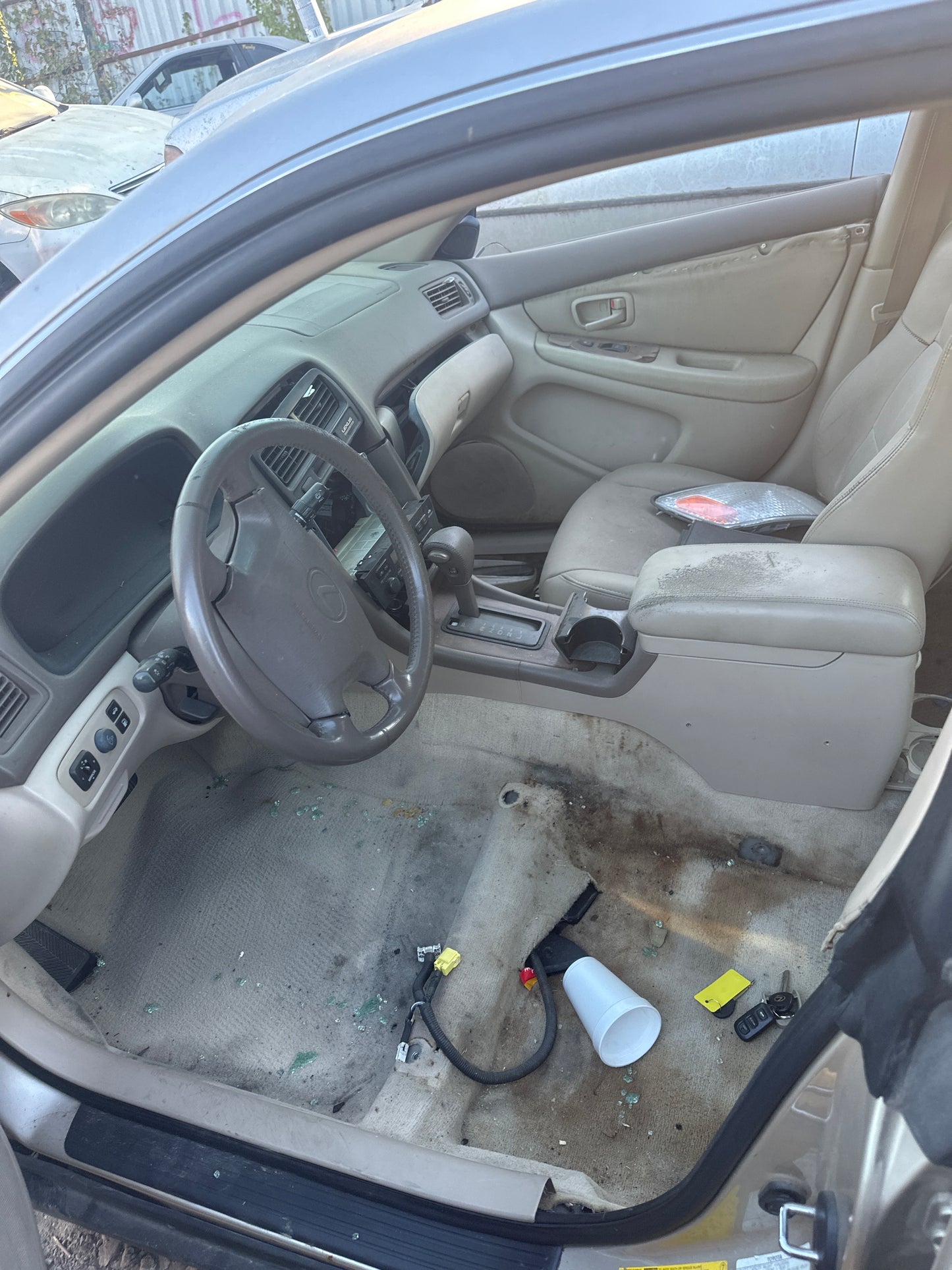 2/2 1998 LEXUS ES300 | All Parts G - Z | SKU #: M17804