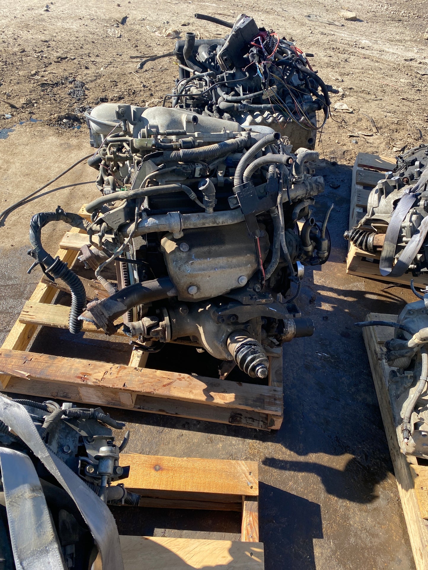 2004-2007 INFINITI G35 - 3.5 L ENGINE - #M17847