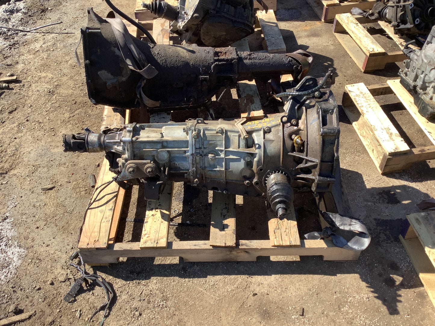 2008-2011 SUBARU IMPREZA  -  MANUAL TRANSMISSION - #M18748