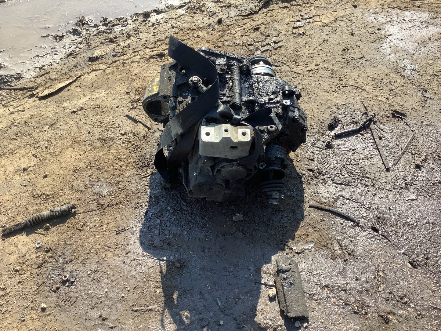 2002-2005 VOLKSWAGEN JETTA - AUTOMATIC TRANSMISSION - #S3214