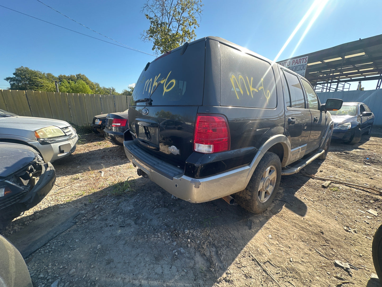 1/2 2005 FORD EXPEDITION | All Parts A - F | STK # M17796