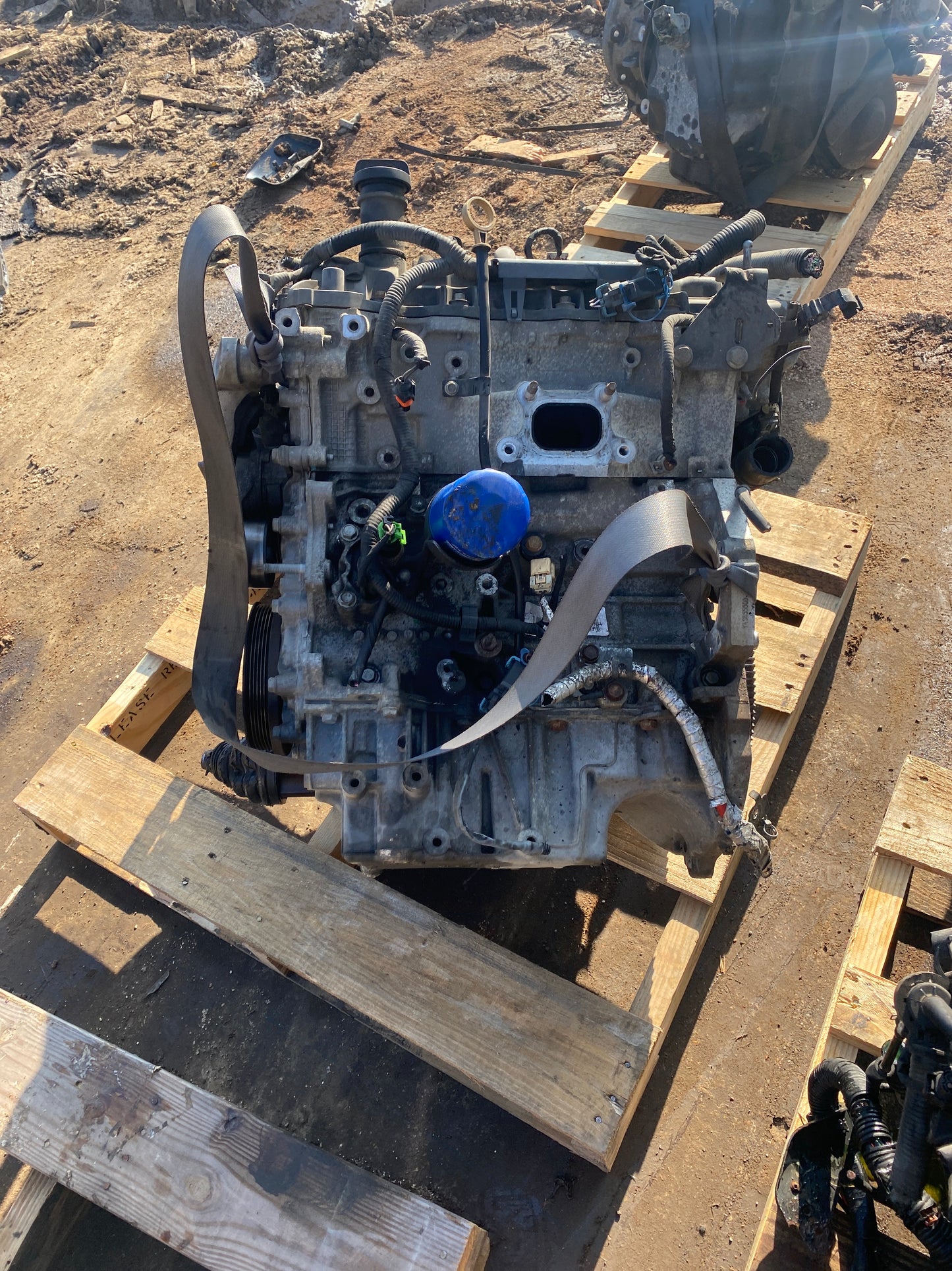 2010 CADILLAC SRX 3.0 L ENGINE - #M18057