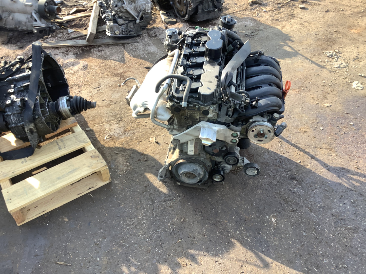 2005-2006 VOLKSWAGEN BEETLE 2.5 L ENGINE - #M17559