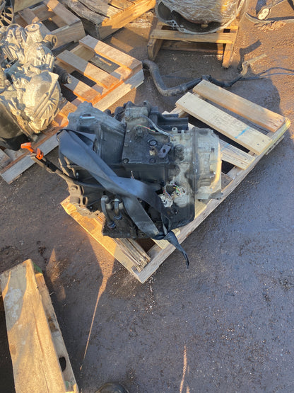 2000-2004 TOYOTA AVALON - AUTOMATIC TRANSMISSION - # M17708