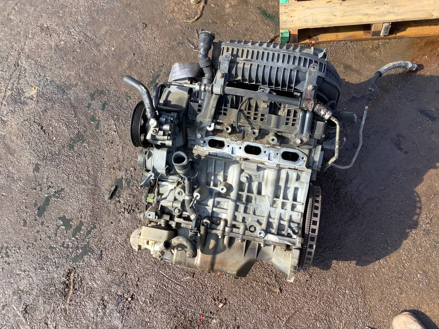 2009-2010 DODGE CARAVAN  -  4.0 L ENGINE - #M18658