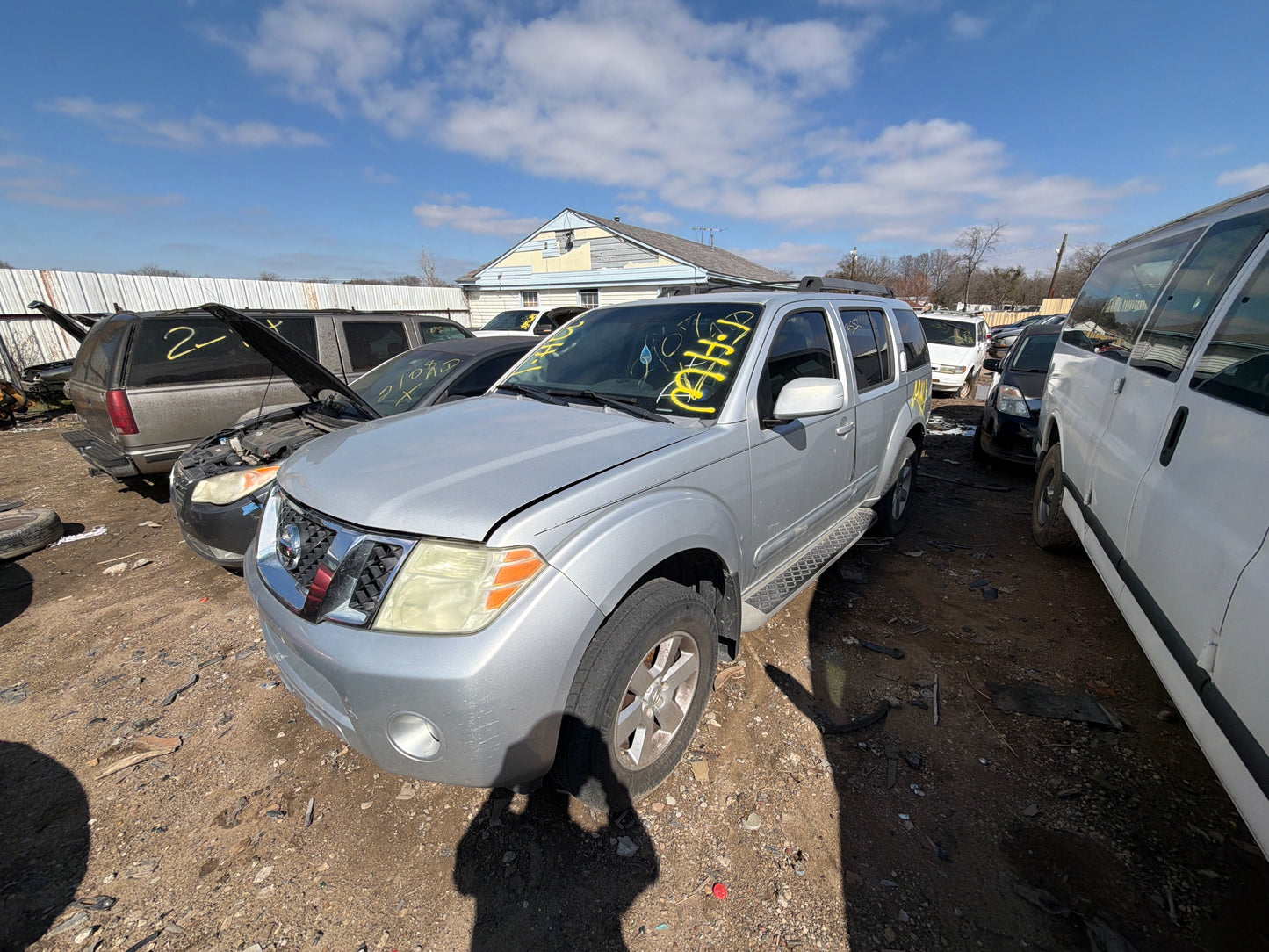 2008 Nissan Pathfinder - Stock #: M18531 - MH-1
