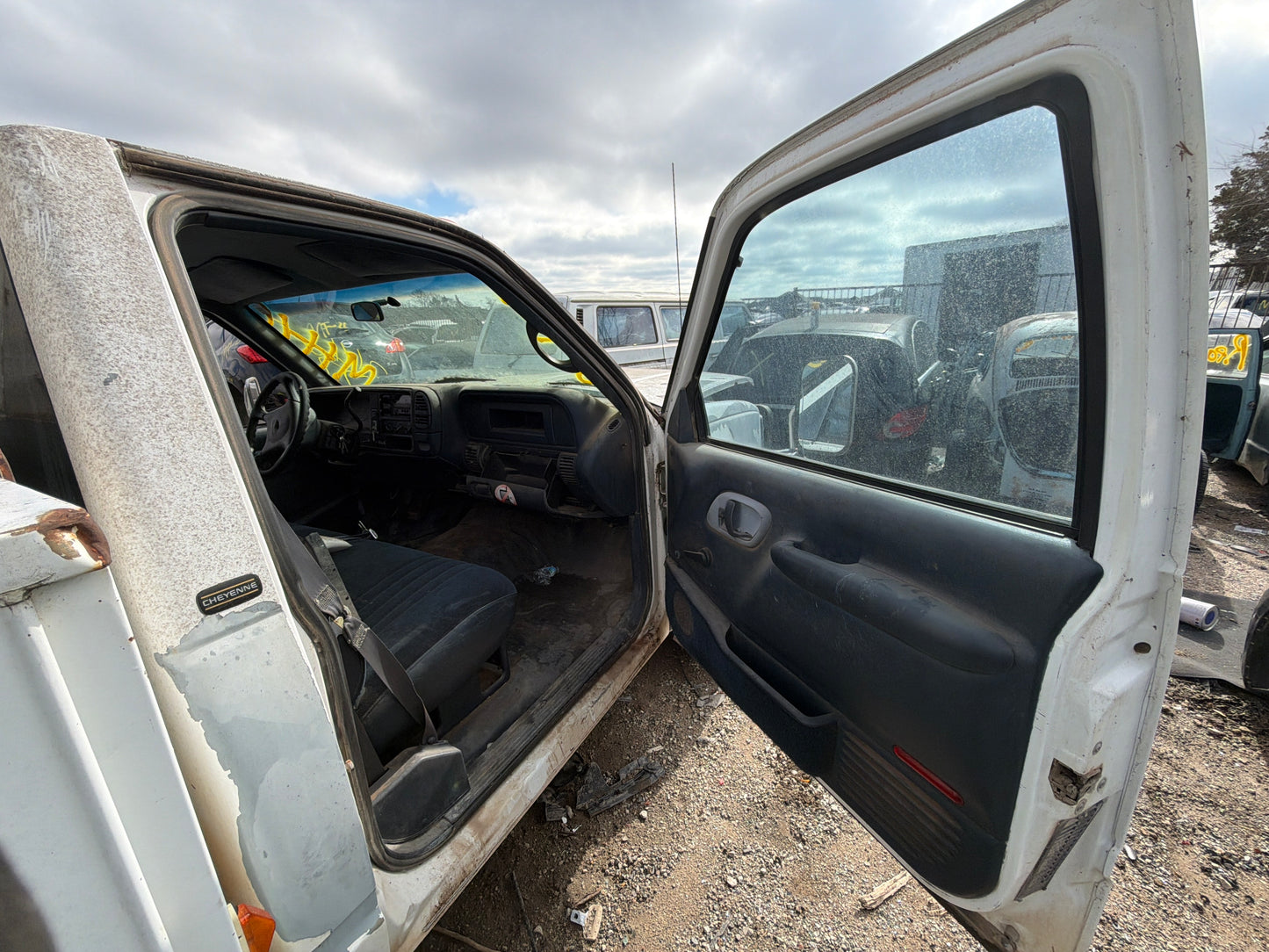 1995 - 2000 Chevrolet Silverado - Stock #: M18540 MH-10