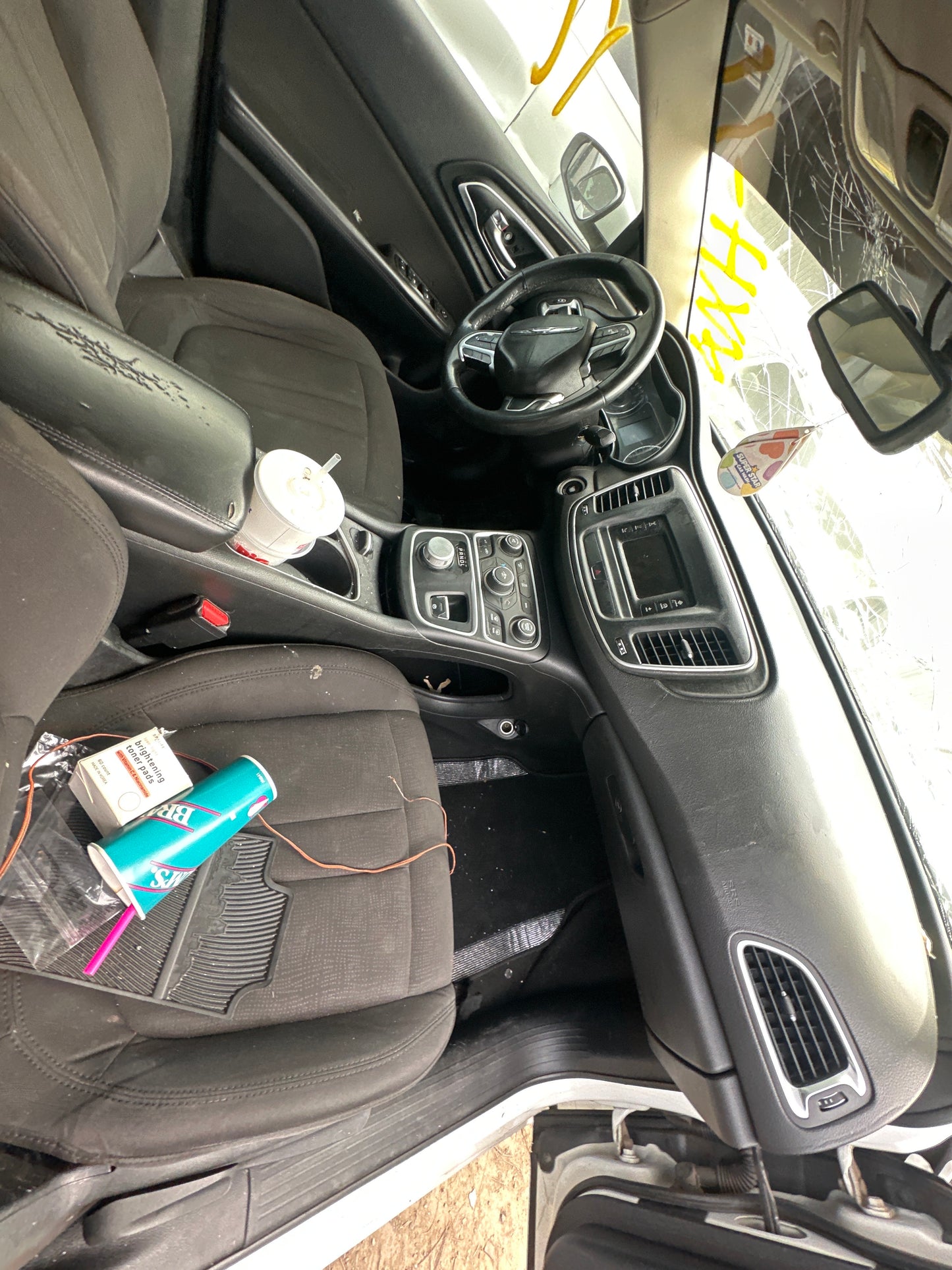 2015-2017 Chrysler 200 - Stock #M18221