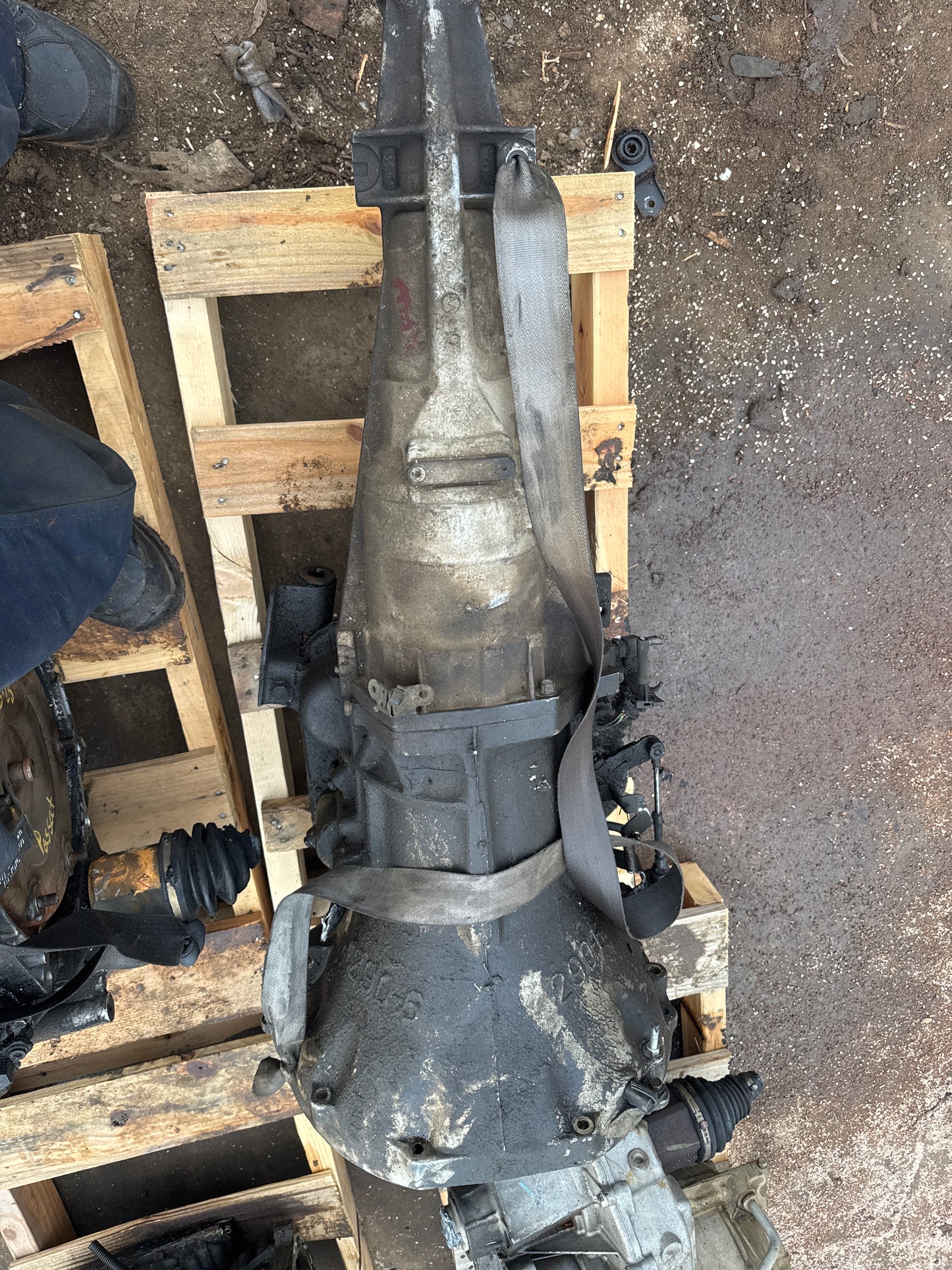 2000-2004 JEEP GRAND CHEROKEE - AUTOMATIC TRANSMISSION  -#M18201