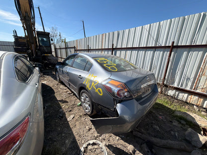 2010 Nissan Altima - Stock #: M18590 - MJ-20