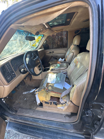 1/2 2000-2006 Chevrolet Tahoe | All Parts A - F | SKU #: M17939