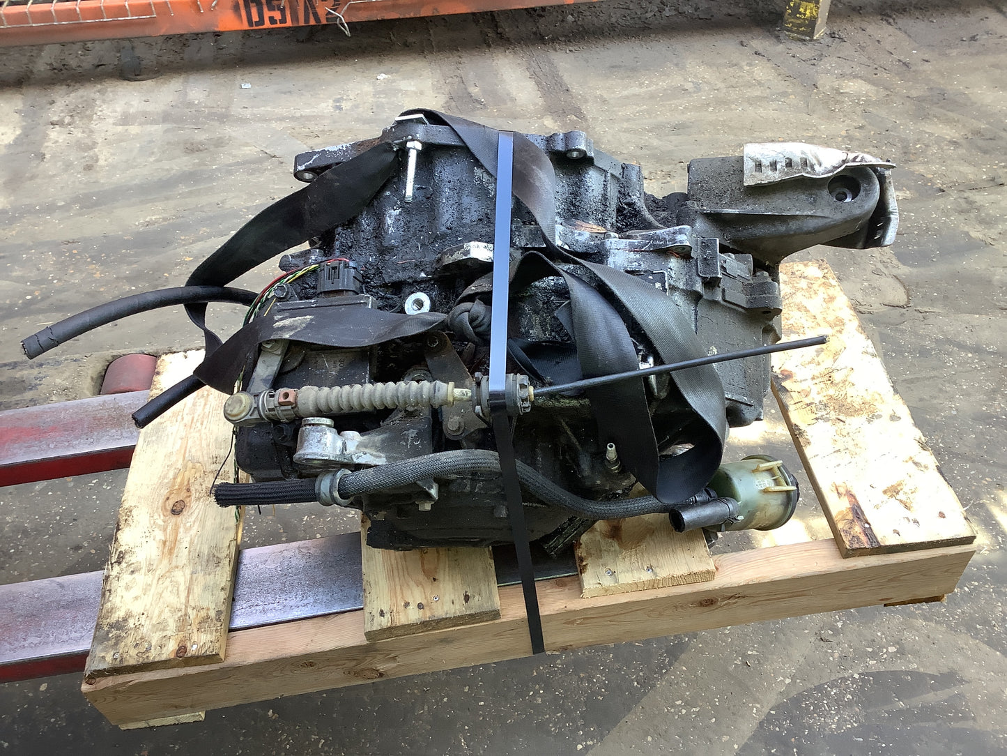 2007-2010 VOLVO XC90  -  AUTOMATIC TRANSMISSION - #M18865