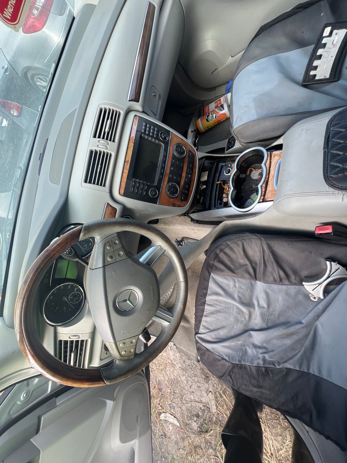 1/2 2006 Mercedes Benz R Class | All Parts A - F | STK # M17679