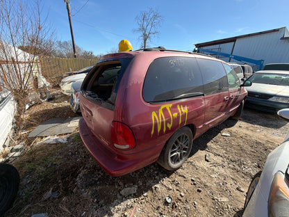 1998 Dodge Caravan - Stock #: M18584 - MJ-14