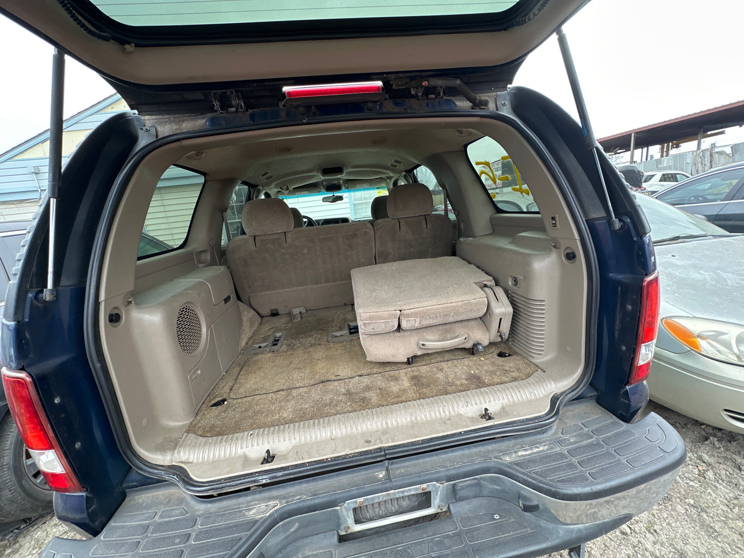 2002 CHEVROLET TAHOE - STOCK #: M18235