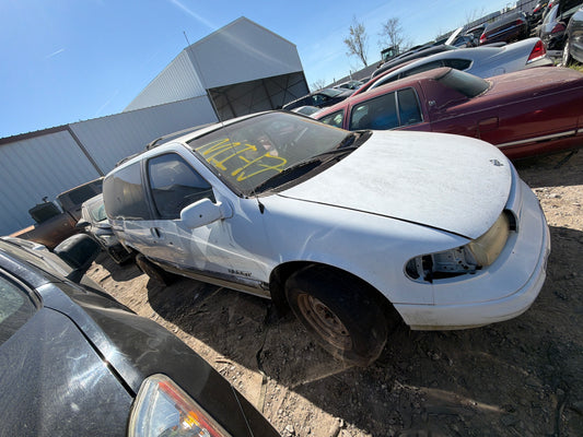 1993-1995 NISSAN QUEST- PARTING OUT- MI-17- #   M18567