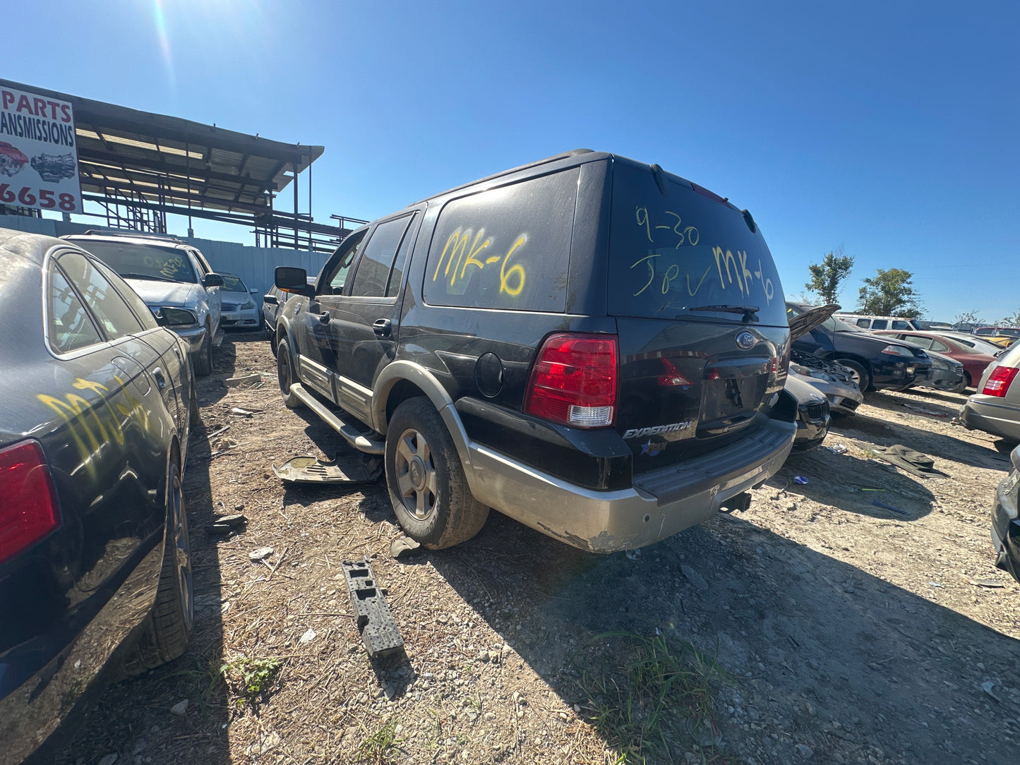 1/2 2005 FORD EXPEDITION | All Parts A - F | STK # M17796