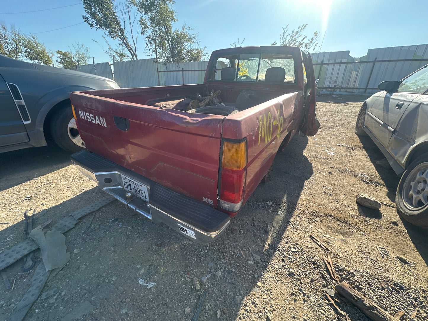 1/2 1992 NISSAN D21 TRUCK | All Parts A - F | STK# M17876