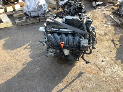 2005-2006 VOLKSWAGEN BEETLE 2.5 L ENGINE - #M17559