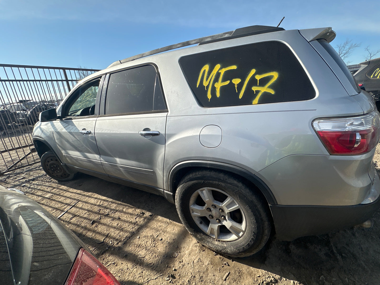 2010 GMC Acadia - Stock #: M18507 - MF-17