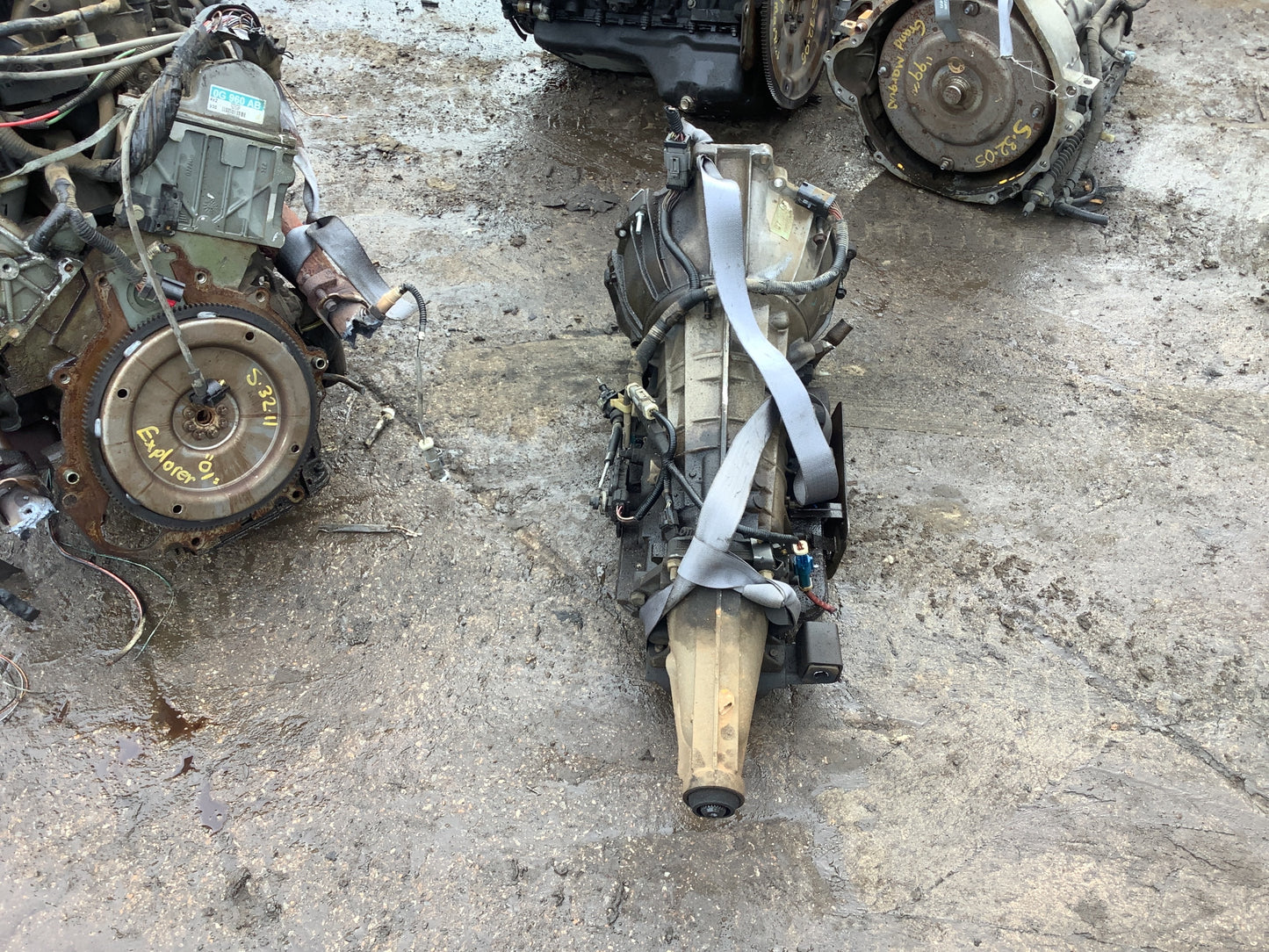 2001-2002 FORD EXPLORER - AUTOMATIC TRANSMISSION - #S3211