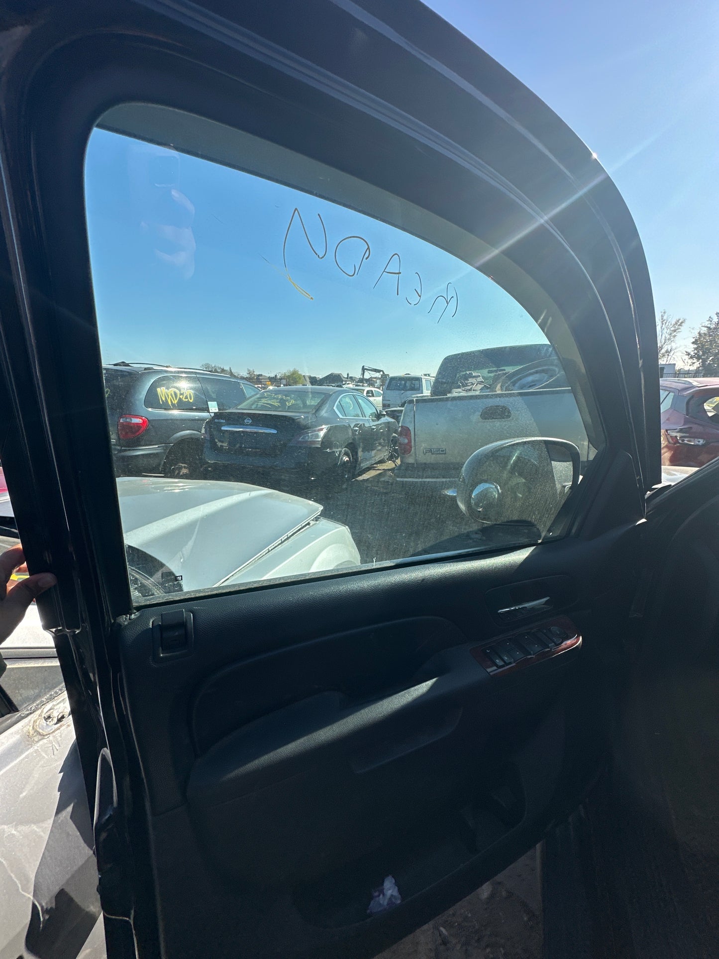 2010 CHEVY SUBURBAN - Stock # M18113