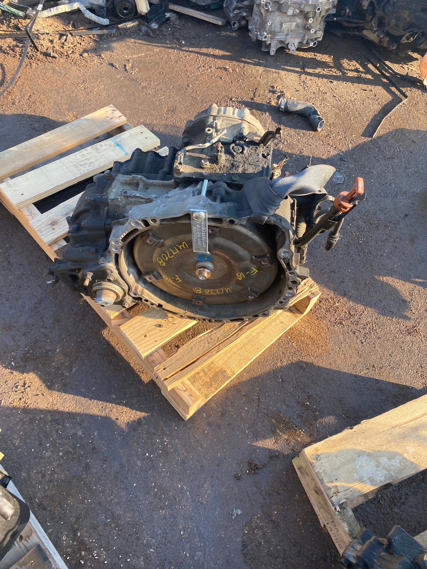 2000-2004 TOYOTA AVALON - AUTOMATIC TRANSMISSION - # M17708