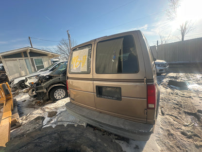 1994 - 2005 Chevrolet Astro - Stock #: M18421 MB-11