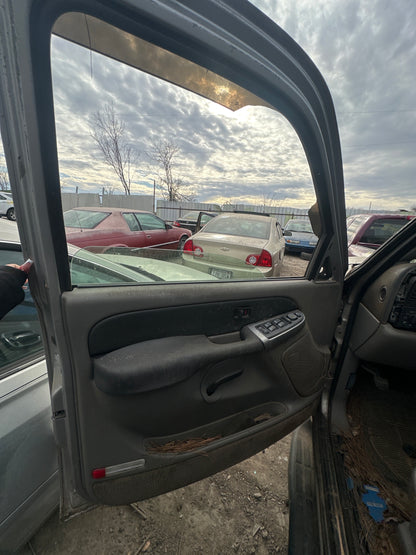 2000-2006 GMC Yukon - Stock #: M18262