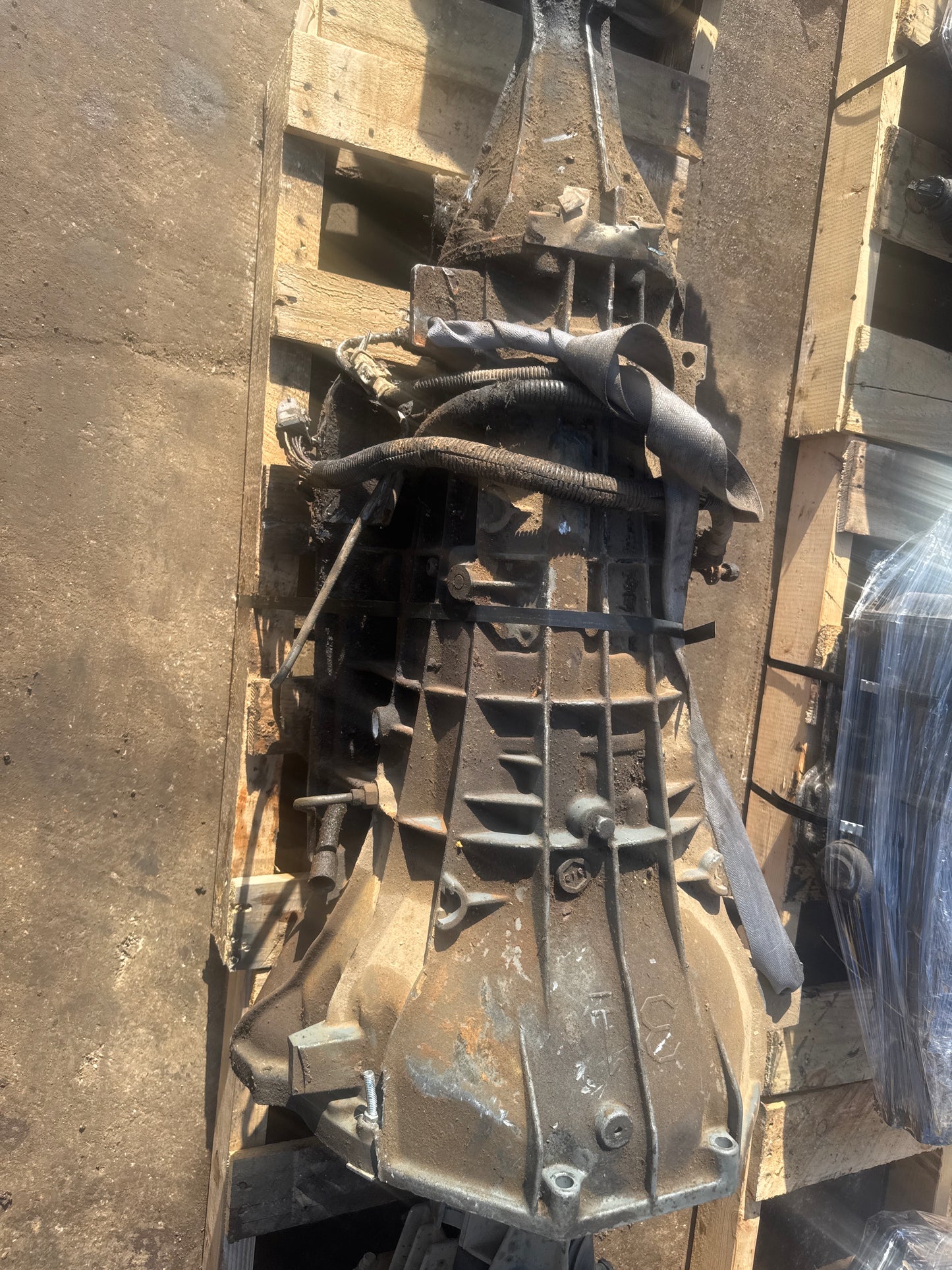 1992-1996 FORD E350- AUTOMATIC TRANSMISSION - #MS4603