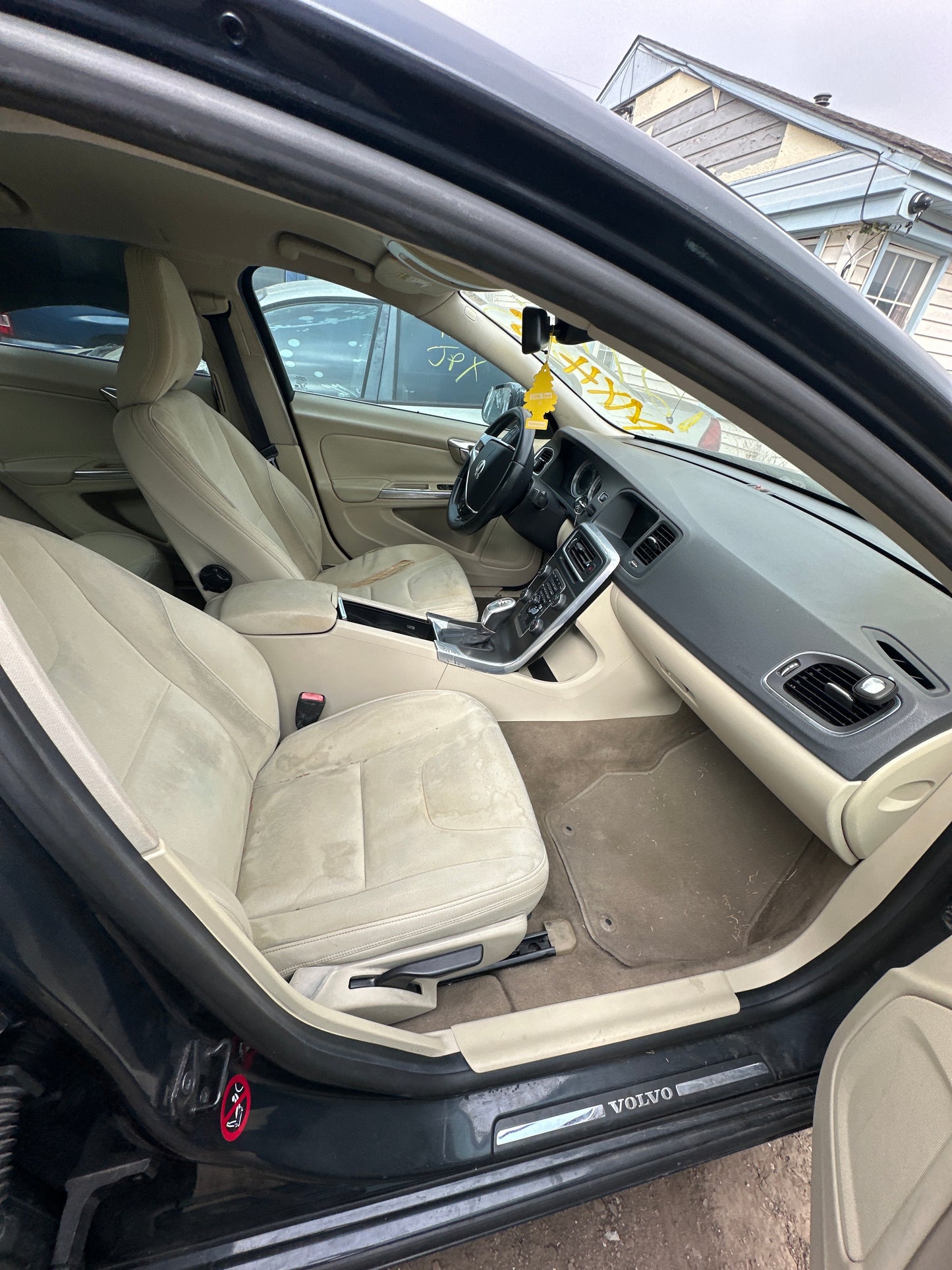 2013 Volvo S60 - Stock #: M18218 - MXH-8