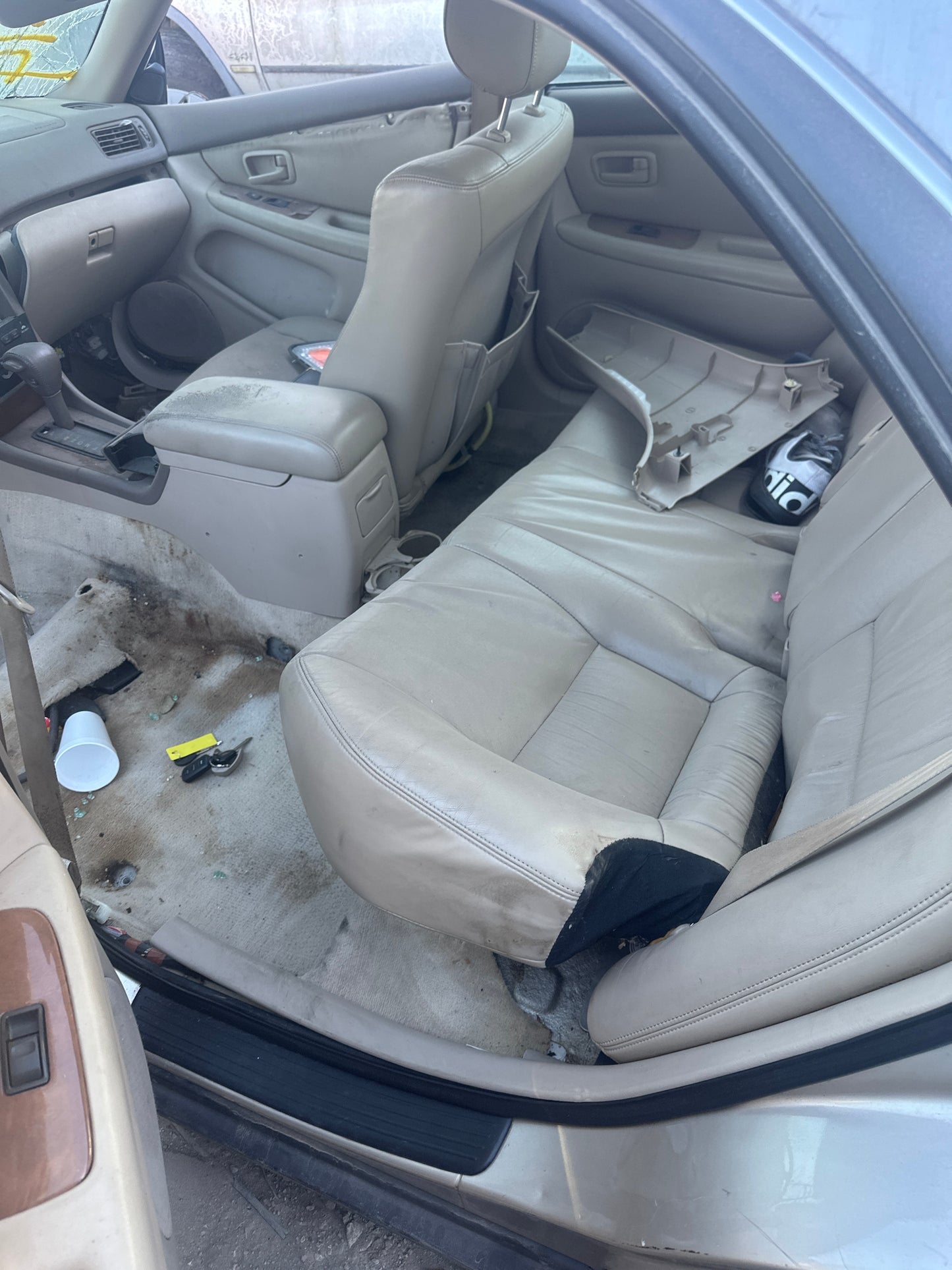 2/2 1998 LEXUS ES300 | All Parts G - Z | SKU #: M17804