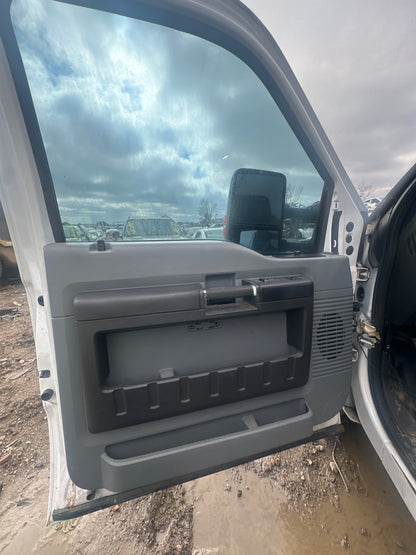 2011-2016 FORD F350 - PARTING OUT- MG-14- # M18524