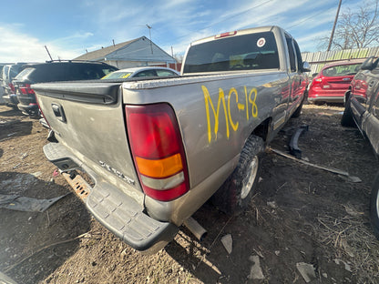 1999-2008 CHEVY SILVERADO - PARTING OUT- MC-18 - #M18448