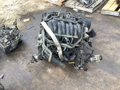2004-2006 NISSAN ARMADA 5.6 L ENGINE - #M17660