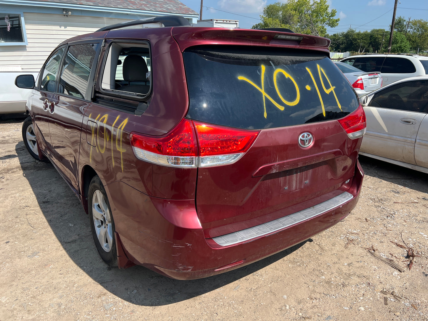 2/2 2011- 2014 Toyota Sienna  | All Parts G - Z | SKU # M17564