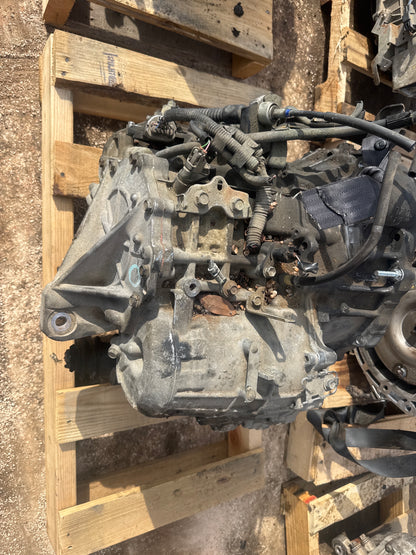 2001-2003 TOYOTA HIGHLANDER - AUTOMATIC TRANSMISSION -#M18187